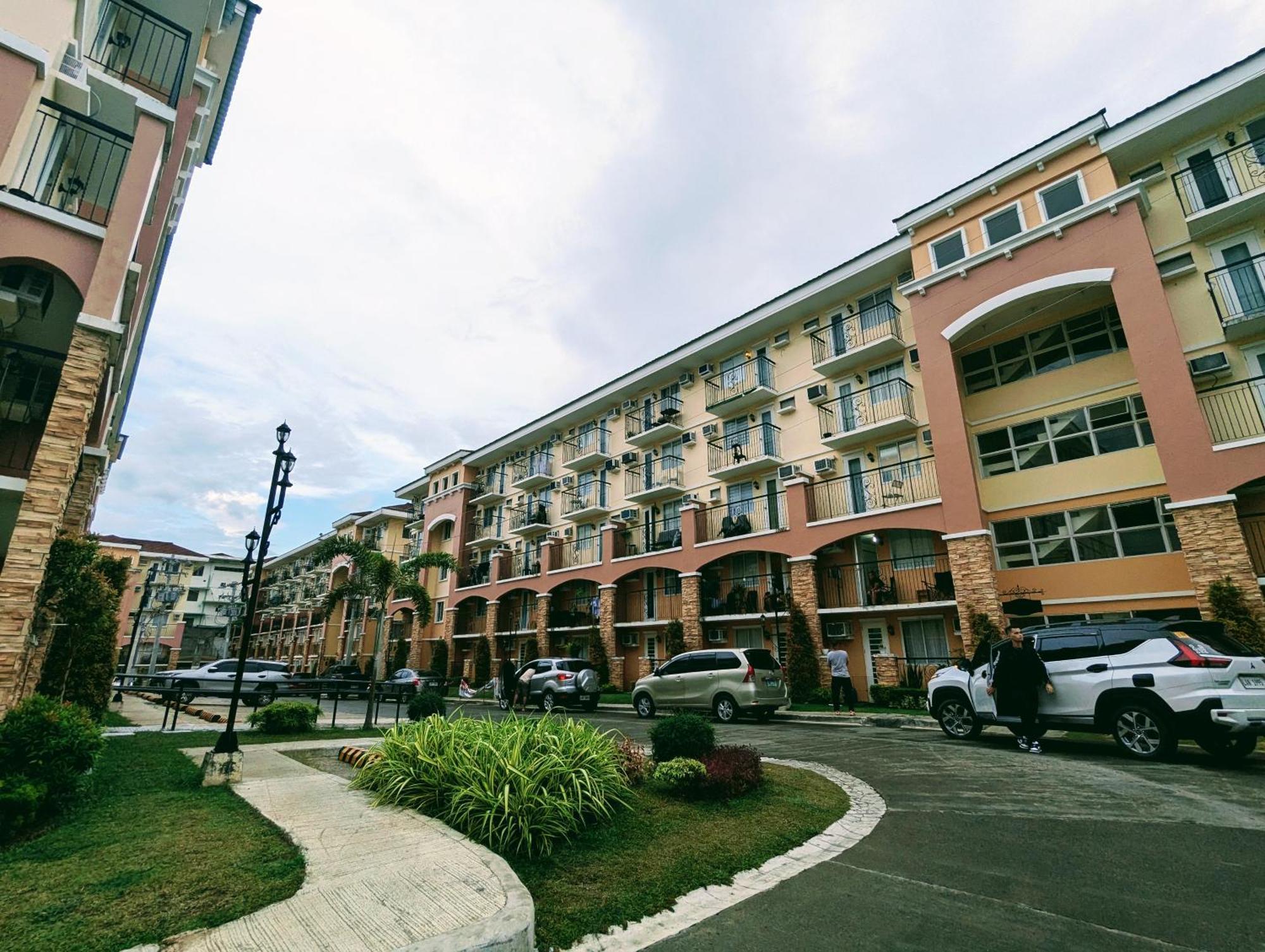 Reicondotel Arezzo Davao Davao City מראה חיצוני תמונה
